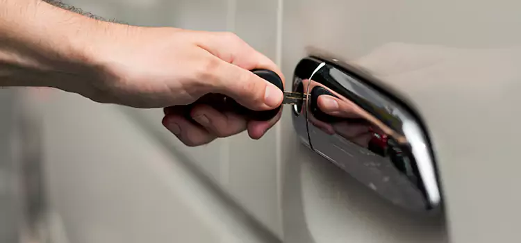 Why Choose Our Auto Locksmith Team in Milford, CT?